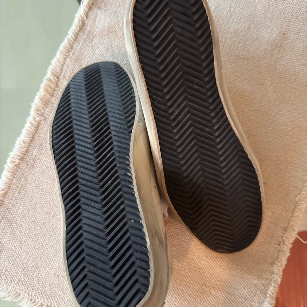 Golden Goose White and Gray Sneakers with Leopard Star - Picture 9 of 10